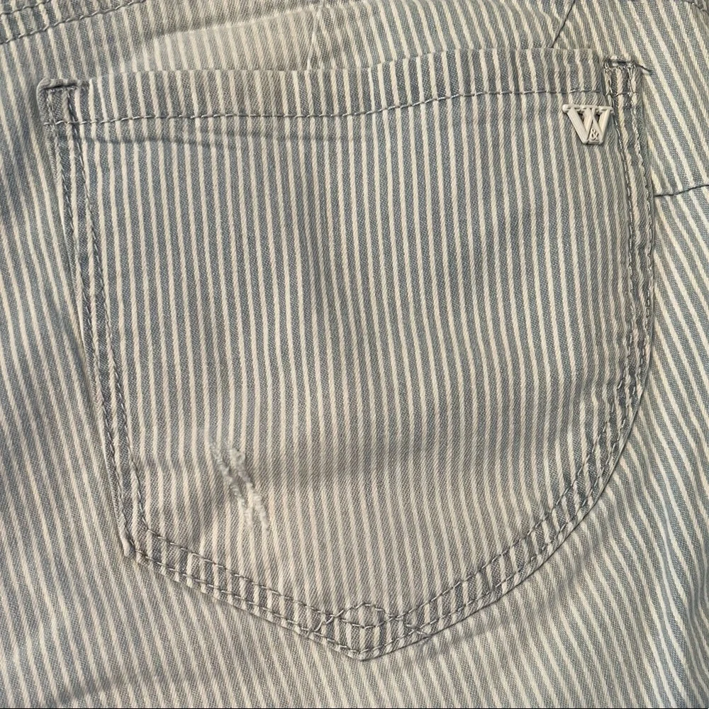 Wit & Wisdom Light Blue Stripped Distressed Ankle Skimmers Ab Solutions Pants - Picture 7 of 16